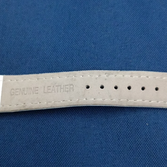 Stuhrling Women's Vogue Watch with Diamond  Bezel LN working - Picture 6 of 8